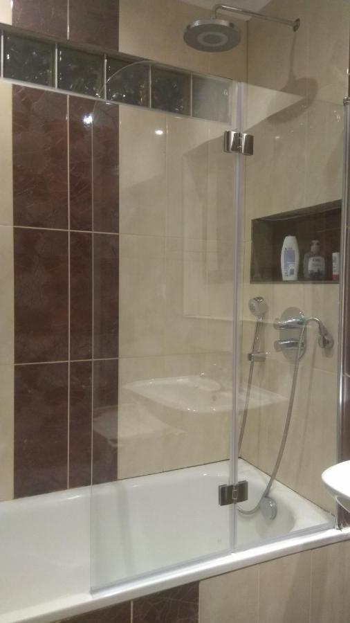 Old Summer House With Renovated Bathroom Apartmán *